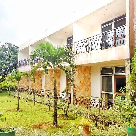 Le Villa Bougenville Bogor Eksteriør bilde
