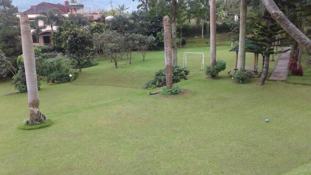 Le Villa Bougenville Bogor Eksteriør bilde